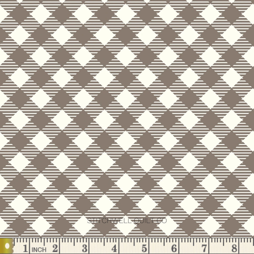 Bee Ginghams 108" Wideback in Pebble Yardage